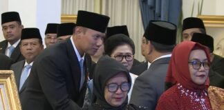 Wakili Keluarga, Menko AHY Terima Gelar Pahlawan Nasional untuk Sarwo Edhie Wibowo