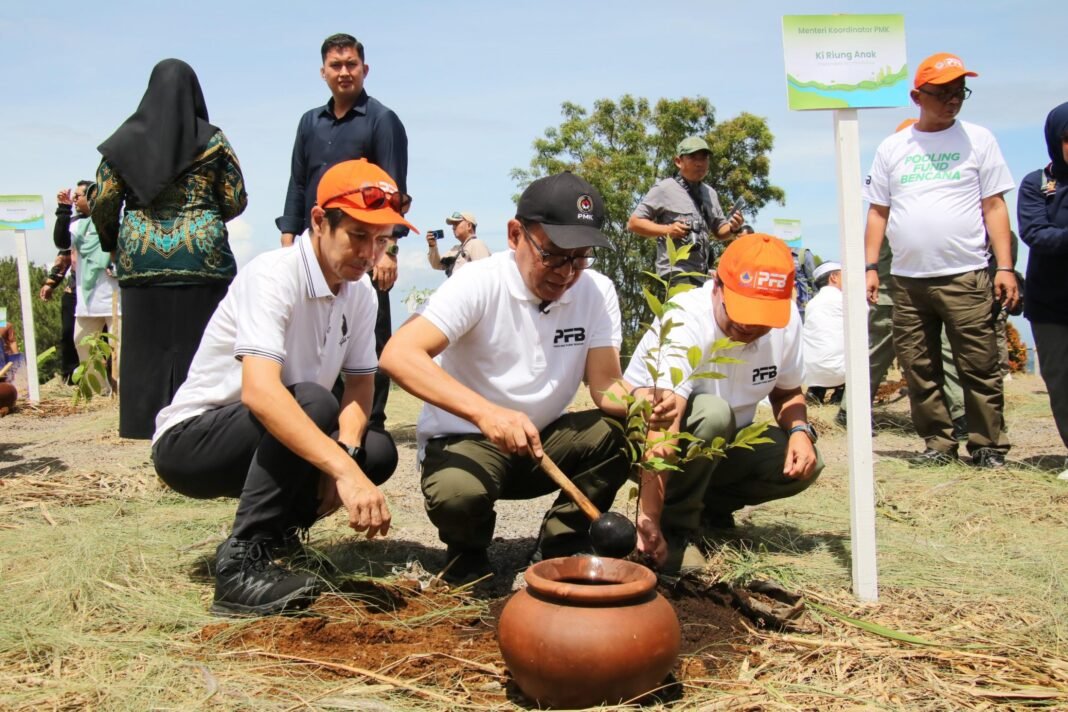 Ingatkan Lonjakan Bencana Hidrometeorologi, Pemerintah Ajak Masyarakat Perkuat Mitigasi