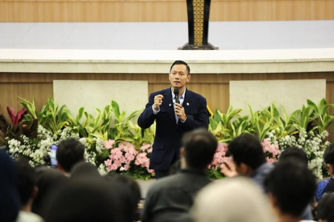 AHY Tegaskan Penanganan Banjir Rob Pantura Tak Hanya Mengandalkan Beton