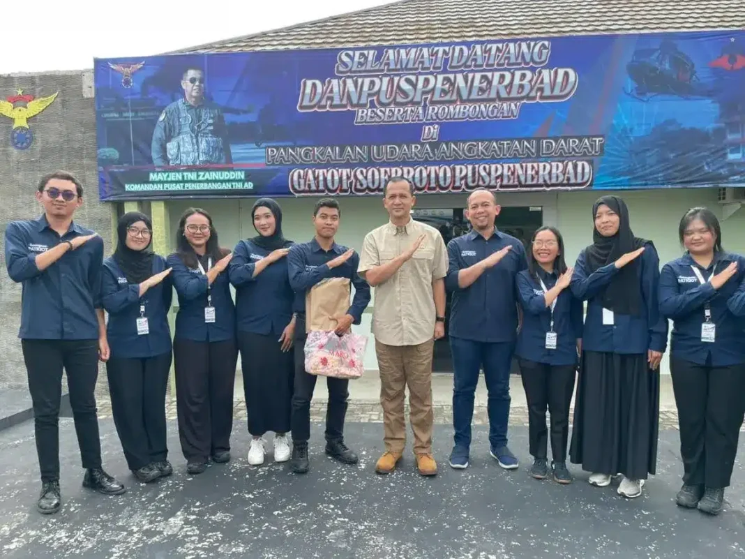 Kunjungi Tim Ekspedisi Patriot UNDIP, Menteri Transmigrasi Tegaskan Transmigrasi Era Baru Berbasis Inisiatif dan Pemberdayaan