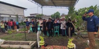 Gugur saat Bertugas di Sulteng, Mentrans Takziah ke Rumah Abdul Rohid Anggota Tim Ekspedisi Patriot