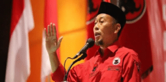 Bupati Ponorogo dari PDI Perjuangan, Sugiri Sancoko, ditangkap KPK dalam OTT terkait dugaan suap mutasi dan promosi jabatan. Baru 8 bulan menjabat periode kedua, kini namanya mencoreng citra partai.
