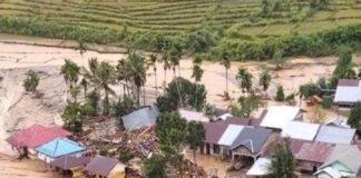 Banjir dan Longsor Putuskan Akses Jalan, Ditlantas Polda Aceh Minta Warga Tunda Perjalanan Ditlantas Polda Aceh mengimbau masyarakat menunda perjalanan darat setelah banjir dan longsor memutus sejumlah jalan nasional serta jembatan di berbagai kabupaten. Distribusi bantuan kini dialihkan melalui jalur udara.