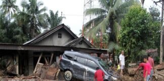 Satgas PKH Ungkap 31 Perusahaan Pemicu Bencana Banjir Sumatra, Korporasi Terancam Pidana Satgas PKH mengungkap 31 perusahaan diduga menjadi penyebab banjir dan longsor di Sumatra. Perusahaan akan diproses pidana hingga sanksi administratif.