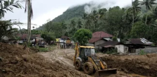 Gerak Cepat, Kementerian PU Terjunkan Tim Tangani Akses Jalan yang Terputus Akibat Banjir dan Longsor