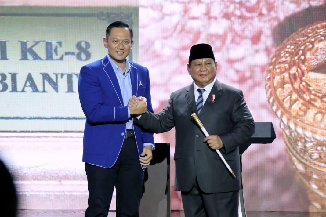 Ketua Umum Partai Demokrat Agus Harimurti Yudhoyono (AHY) bersama Presiden Prabowo. (Dok:Istimewa)