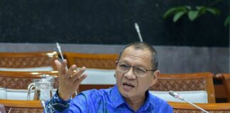 Anggota Komisi VIII DPR RI Husni menilai penanganan bencana di Indonesia belum efektif akibat lemahnya integrasi antar kementerian dan lembaga, serta mendorong penguatan BNPB.