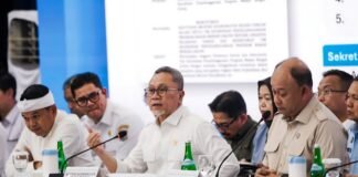 Menko Zulhas Tinjau MBG di Surabaya, Pastikan Menu Disukai Pelajar