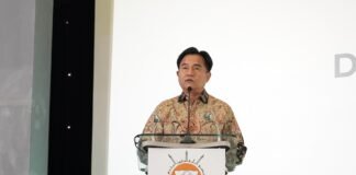 Menko Yusril Ihza Mahendra Tegaskan Syariah Pilar Pembentukan Hukum Nasional