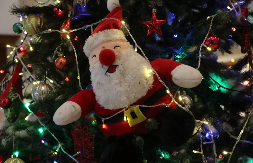 Inilah contoh lengkap sambutan Ketua Panitia Natal 2025 versi formal, singkat, dan untuk pemuda, sesuai tema nasional PGI-KWI.