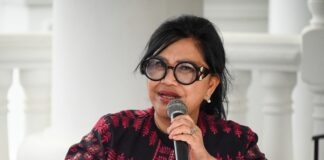 Komisi VII DPR RI menilai pemulihan sektor pariwisata dan ekonomi kreatif di Padang Pariaman pascabencana banjir dan longsor harus dilakukan secara terintegrasi.