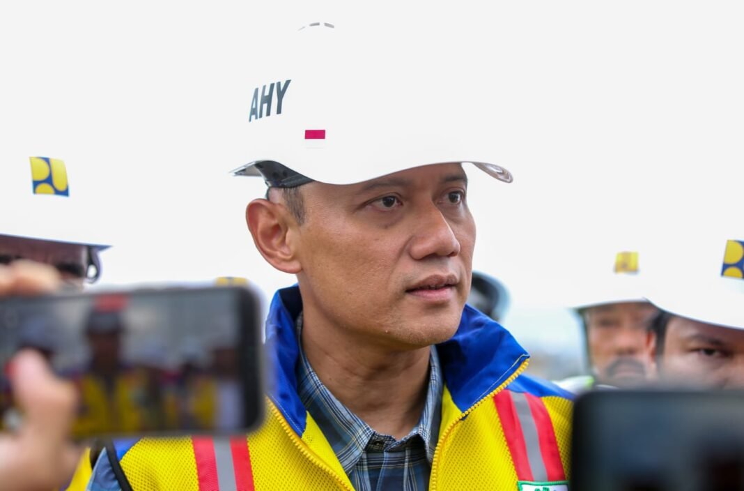 BMKG Pantau Siklon Bakung, Menko AHY Pastikan Modifikasi Cuaca Berjalan