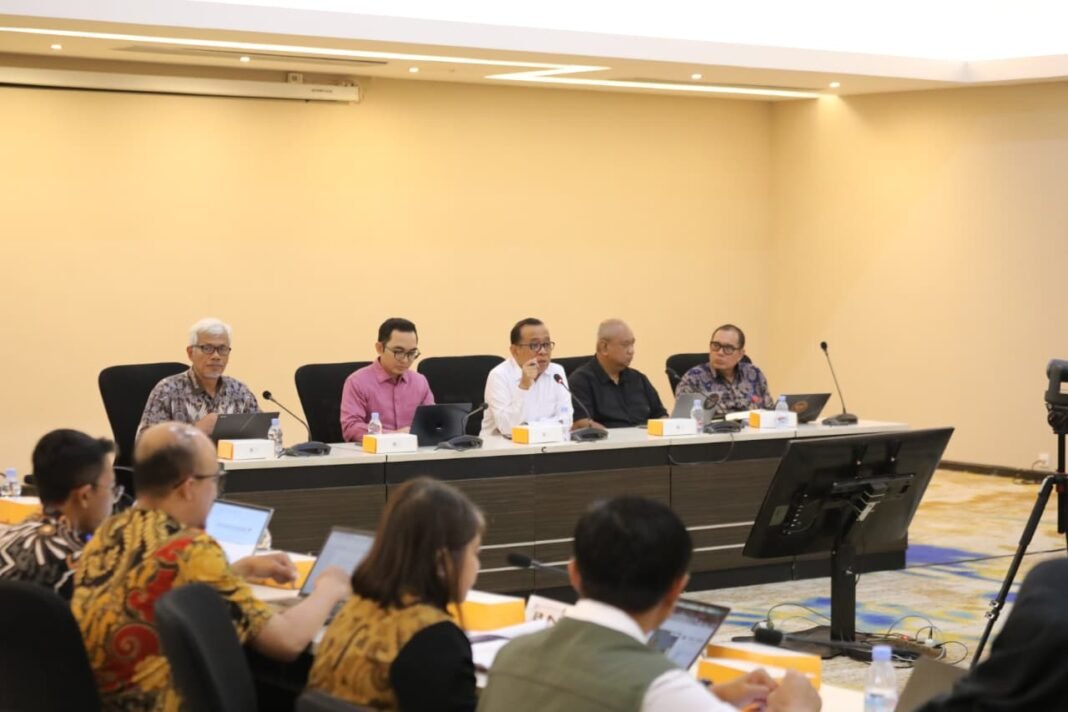 Menko PMK Pratikno Instruksikan Pangkas Birokrasi Bencana Sumatra