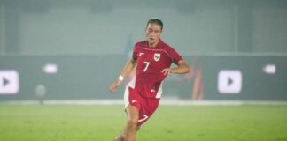 Timnas Putri Indonesia akan menghadapi Vietnam pada semifinal SEA Games 2025 di Stadion Chonburi. Garuda Pertiwi berpeluang mencetak sejarah dan meraih medali pertama.