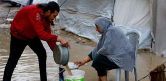 Ratusan ribu pengungsi Gaza terancam banjir akibat hujan deras. IOM memperingatkan krisis kemanusiaan memburuk karena terbatasnya akses bantuan dan material penampungan.