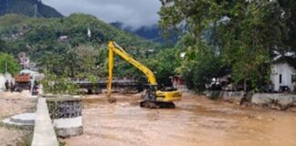 Bupati Aceh Utara Ismail A Jalil menyebut 73 ribu perlengkapan sekolah dibutuhkan bagi siswa terdampak banjir dan longsor akhir November 2025.