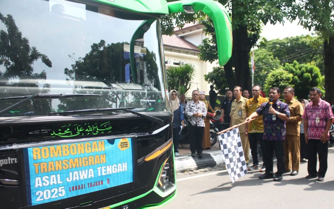 Tanpa Harus ke Luar Negeri, Mentrans Ungkap Transmigrasi jadi Alternatif Peningkatan Ekonomi