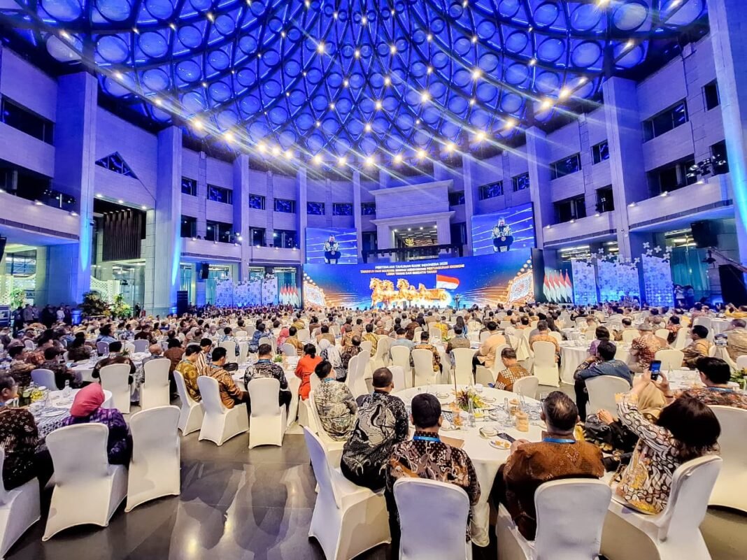 Inflasi Terkendali 2,86%, Menko Airlangga: Ekonomi Indonesia Tetap Solid di 2025