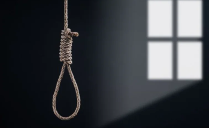 Mahasiswi Unima berinisial EMM ditemukan tewas di kamar kos di Tomohon. Polisi menyelidiki dugaan bunuh diri dan dugaan pelecehan seksual oleh oknum dosen.