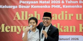 Natal Bersama Kemenko PMK, Pratikno Tegaskan Keluarga Fondasi Pembangunan