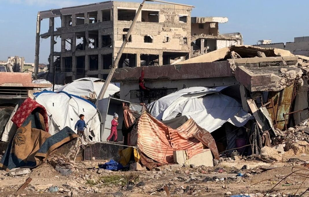 Presiden AS Donald Trump mengundang lebih dari 60 negara bergabung dalam Dewan Perdamaian Gaza. Indonesia, Arab Saudi, dan UEA termasuk yang menerima undangan.