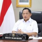 Mendagri Tito Karnavian menegaskan pemilihan kepala daerah melalui DPRD tetap demokratis dan tidak melanggar UUD 1945 selama tidak dilakukan penunjukan langsung.