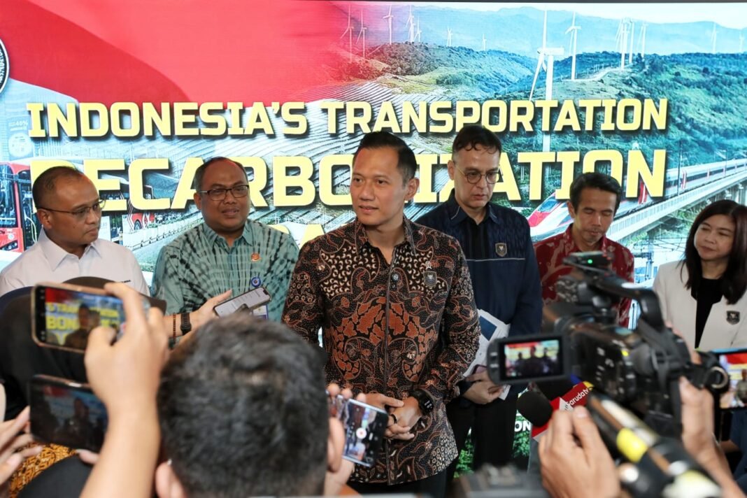 Sampaikan Duka Longsor Bandung Barat, AHY Pastikan Pemerintah Bergerak Cepat