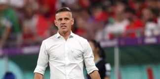 PSSI resmi menunjuk John Herdman sebagai pelatih Timnas Indonesia mulai 2026. Pelatih asal Inggris itu dikontrak 2+2 tahun dengan target besar dan gaji mencapai Rp8 miliar per tahun.
