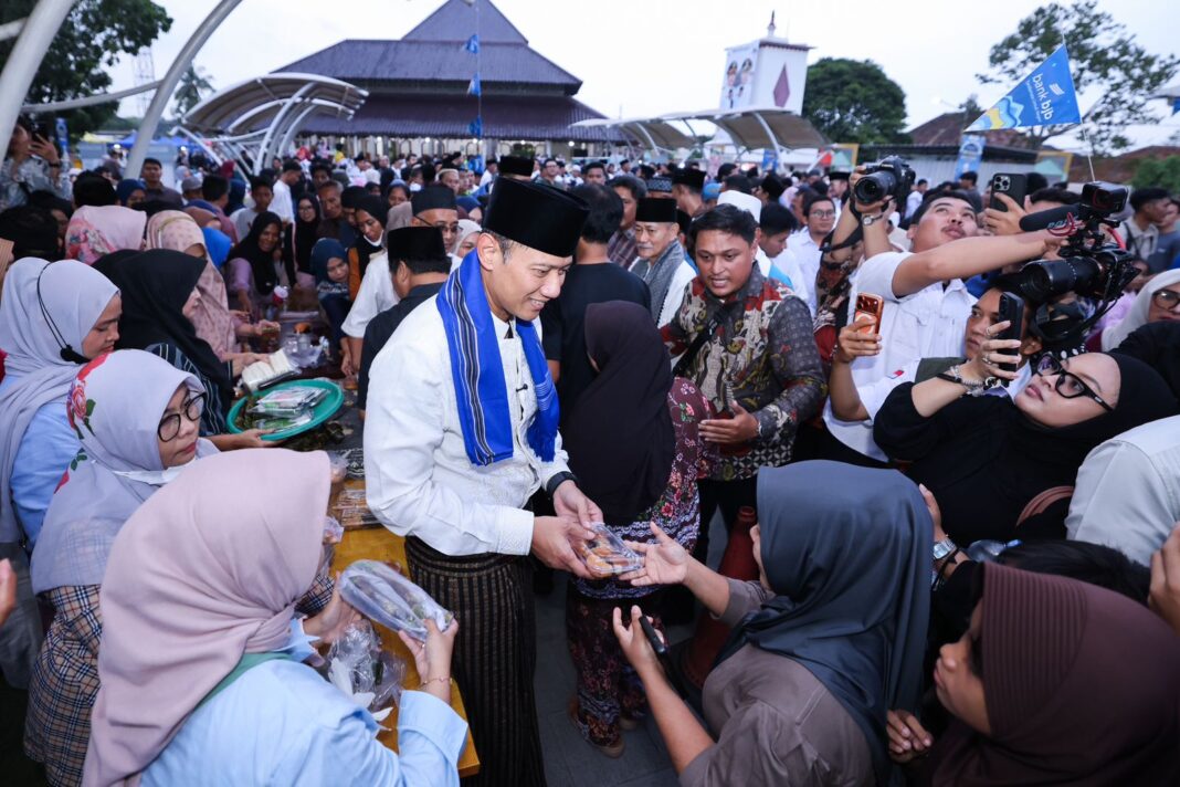 AHY Dukung UMKM di Bazar Syiar Serang