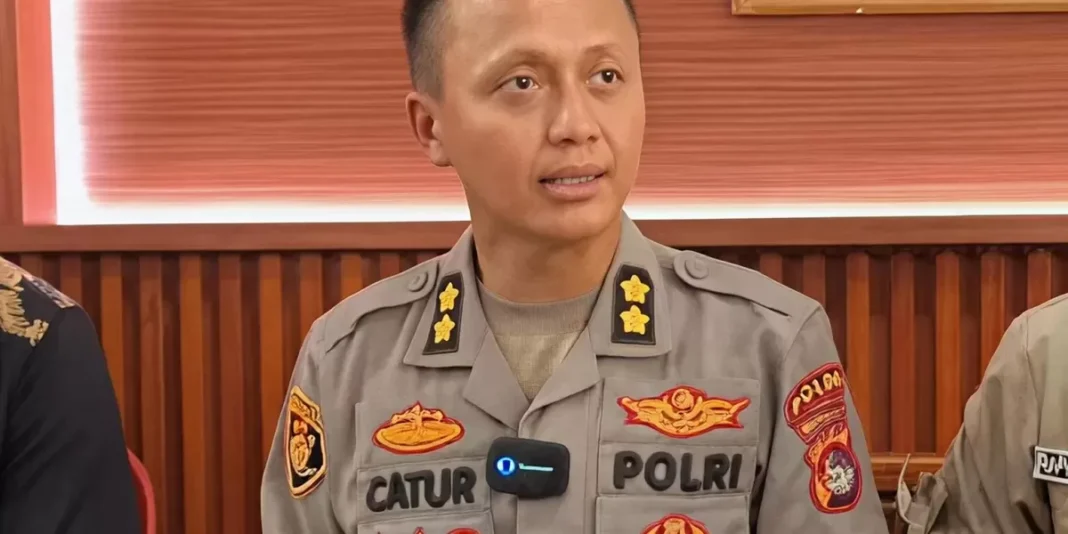 Mabes Polri menjelaskan penunjukan AKBP Catur Erwin Setiawan sebagai Plh Kapolres Bima Kota dilakukan Polda NTB dengan pertimbangan dan mekanisme. Jabatan bersifat sementara hingga ada Kapolres definitif.