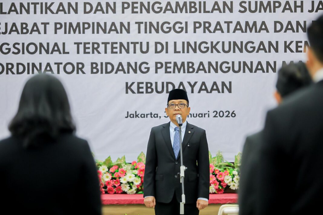Pratikno Lantik 19 Pejabat Kemenko PMK, Perkuat Orkestrasi Pembangunan Manusia