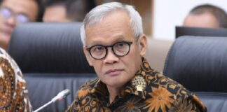 Aria Bima menilai Jokowi tak bisa lepas tangan dari revisi UU KPK 2019. Said Abdullah mengingatkan undang-undang bukan “selera kekuasaan”. Jokowi sebelumnya setuju UU KPK dikembalikan.