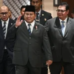 Presiden Prabowo Subianto menegaskan hukum tidak boleh jadi alat “ngerjain” lawan politik dan meminta aparat mencegah miscarriage of justice. Ia juga mengingatkan hakim agar putusannya adil “beyond a reasonable doubt”, serta menyinggung amnesti dan abolisi 31 Juli 2025.