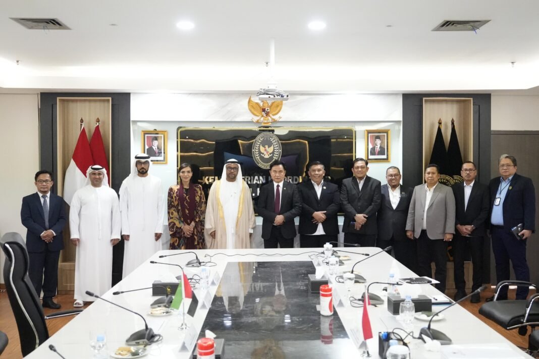 Menko Yusril dan Dubes UEA Bahas Visa Bebas dan Rute Penerbangan Baru