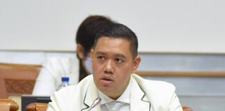 Wakil Ketua Komisi I DPR Dave Laksono menyebut penunjukan Indonesia sebagai Wakil Komandan ISF di Gaza menunjukkan aksi nyata dukung Palestina. DPR mendorong persiapan logistik, aturan pelibatan, dan perlindungan prajurit.