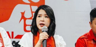 Heboh “Tembok Ratapan Solo” di Lokasi Rumah Jokowi, Ini Kata Grace Natalie PSI Rumah Jokowi di Solo viral dilabel “Tembok Ratapan Solo” di Google Maps. Grace Natalie menyebut itu kreativitas netizen dan bukti cinta warga.