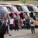 BP BUMN bersama BPI Danantara kembali menggelar Mudik Gratis Bersama BUMN 2026 untuk lebih dari 100 ribu pemudik. Disiapkan 1.400 bus, 99 rangkaian kereta, dan 42 kapal. Pendaftaran pakai satu data NIK untuk cegah duplikasi.