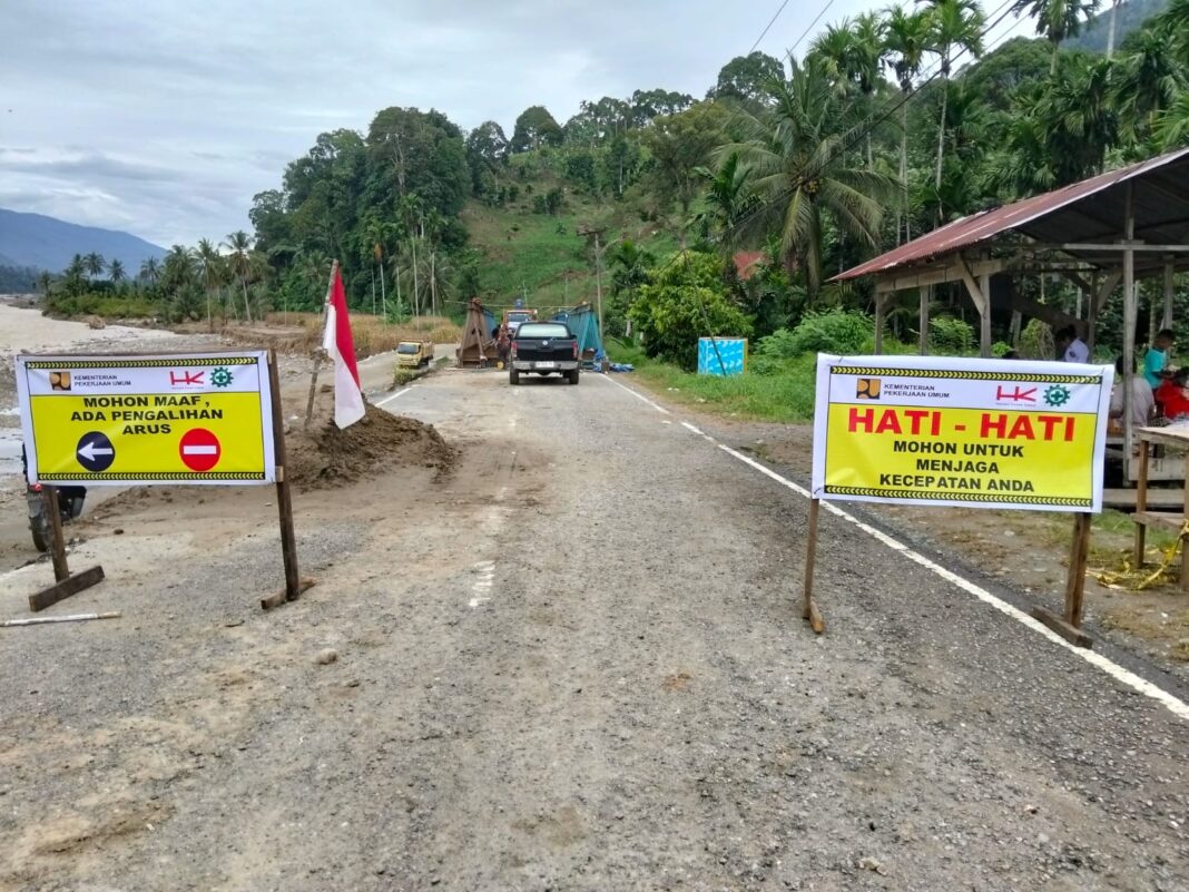 Kebut Perbaikan Jalan dan Jembatan Terdampak Bencana Sumatra, Menteri PU: Konekvitas Adalah Urat Nadi Masyarakat!