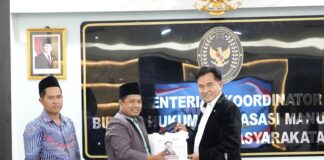 Menko Yusril Dorong Transformasi Hukum Syariah ke Sistem Nasional