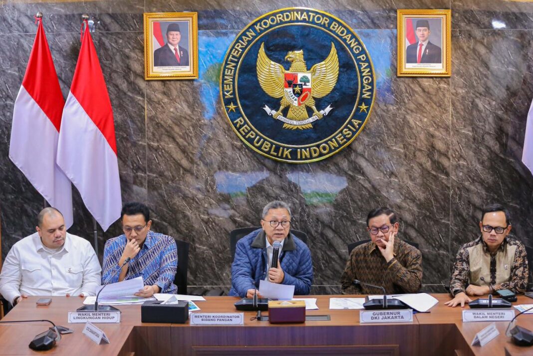 Pemerintah mempercepat proyek PSEL untuk mengolah sampah menjadi energi listrik. Groundbreaking dimulai Juni 2026 di 4 wilayah dan beroperasi 2027.