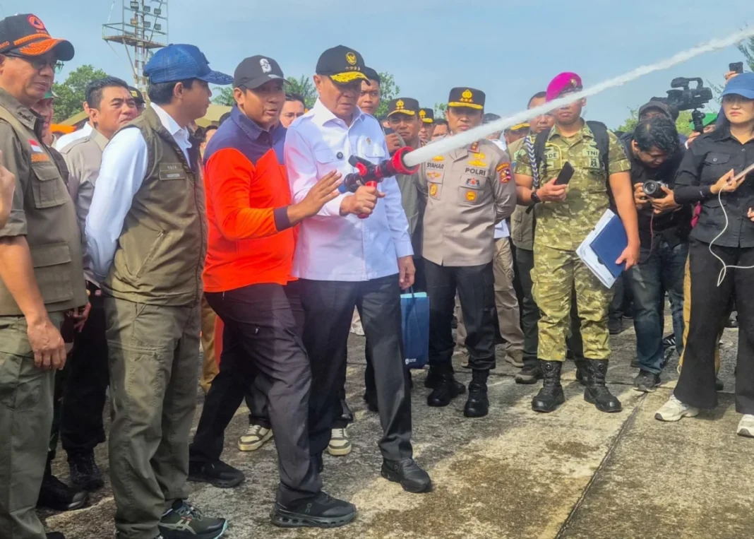 Menko Polkam Pimpin Apel Kesiapsiagaan Karhutla 2026 di Riau, Tekankan Respons Cepat