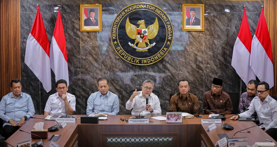 Konferensi Pers Zulkifli Hasan Koperasi Merah Putih