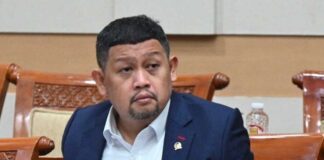 Anggota Komisi III DPR RI Abdullah mendesak kepolisian mengusut tuntas kasus penyiraman air keras terhadap aktivis Kontras Andrie Yunus yang diduga sebagai bentuk intimidasi terhadap pembela HAM.