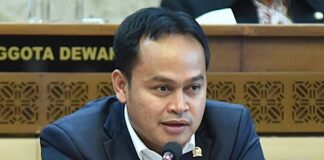Anggota Komisi II DPR RI Ujang Bey meminta pemerintah menyusun desain kebijakan WFH ASN secara jelas dan terukur jika diterapkan untuk efisiensi BBM.