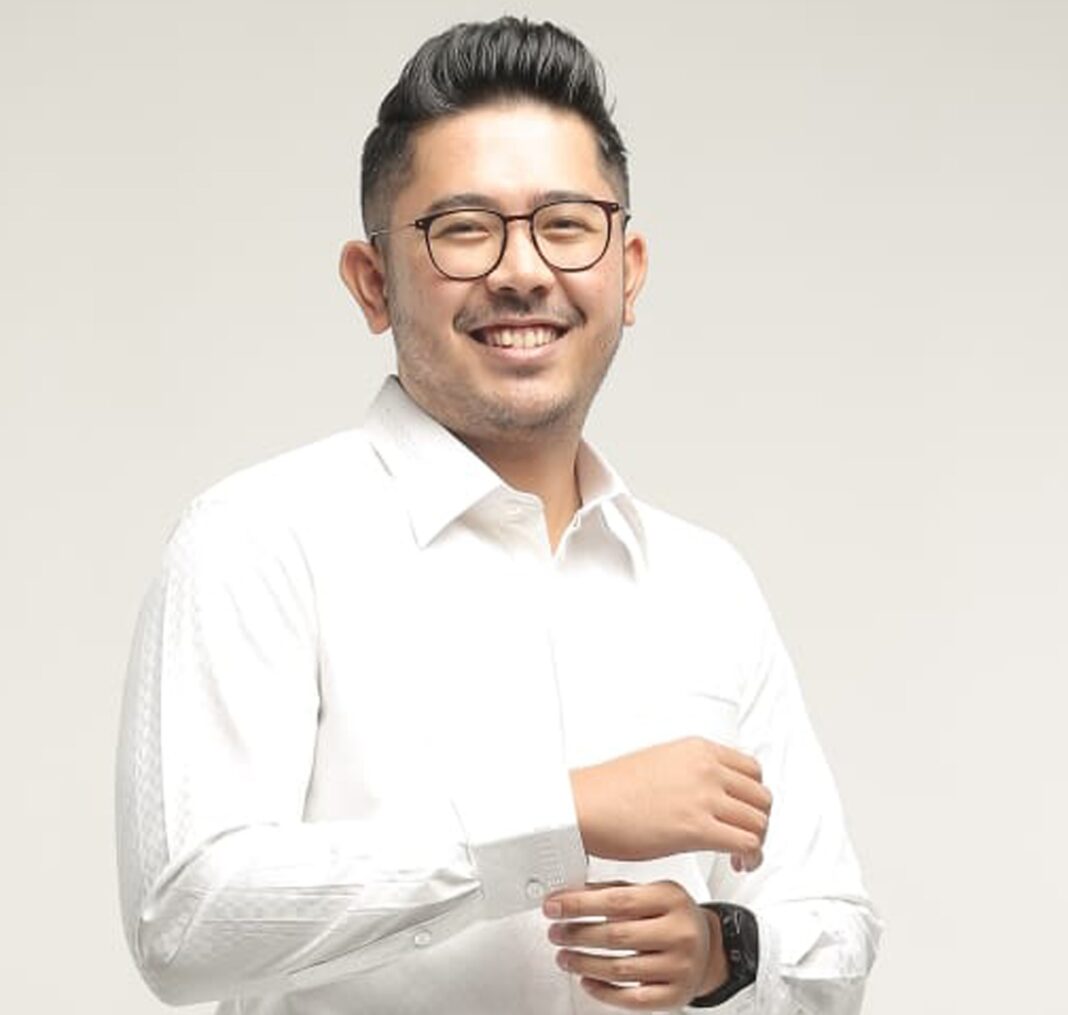 Agung Bagus Pratiksa Linggih adalah satu di antara lulusan SMA Taruna Nusantara yang aktif di kepengurusan Ikastara sekarang. Dikenal sebagai pengusaha muda dan politisi top di Bali, Inilah profil Agung Bagus Pratiksa Linggih, Kamis (19/3/2026). OFFICIAL WEB IKASTARA/REPRO
