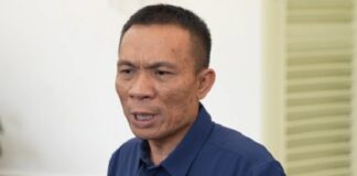 Oegroseno menyoroti perubahan sikap Rismon Sianipar dalam polemik ijazah Jokowi. Permintaan maaf, pengajuan restorative justice, dan perubahan hasil penelitian dinilai menimbulkan tanda tanya.