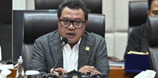 Wakil Ketua Komisi VII DPR RI Lamhot Sinaga menyebut momentum Lebaran sebagai salah satu penggerak utama perputaran ekonomi daerah.