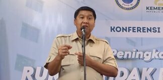 Program 15.000 Rumah Perbatasan Dikebut, Pemerintah Bidik Selesai September Menteri PKP Maruarar Sirait menyampaikan rencana percepatan program bedah 15.000 rumah tidak layak huni di kawasan perbatasan.
