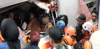 KORBAN TERBARU - Daftar korban meninggal dunia dari insiden kecelakaan kereta di Bekasi yang terjadi pada Selasa lalu per Rabu (29/4/2026) hari ini bertambah. Dari sebelumnya 14 orang, kini bertambah satu jadi 15 orang. Berikut dafftarnya. OFFICIAL INSTAGRAM KAI / REPRO