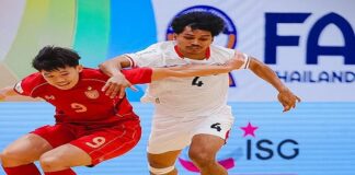 Indonesia Kalah Vs Thailand di Final Futsal Piala AFF 2026, Racikan Hector Souto di Tim Kedua Timnas Garuda Nyaris Juara Punggawa Timnas Indonesia (putih) berjibaku melawan pemain Timnas Futsal Thailand dalam duel Babak Grand Final AFF ASEAN Futsal Championship 2026, Minggu (12/4/2026). Skuad Garuda asuhan Coach Hector Souto harus mengakui keunggulan tuan rumah, meski sempat unggul lebih dulu. OFFICIAL INSTAGRAM TIMNAS FUTSAL INDONESIA / REPRO